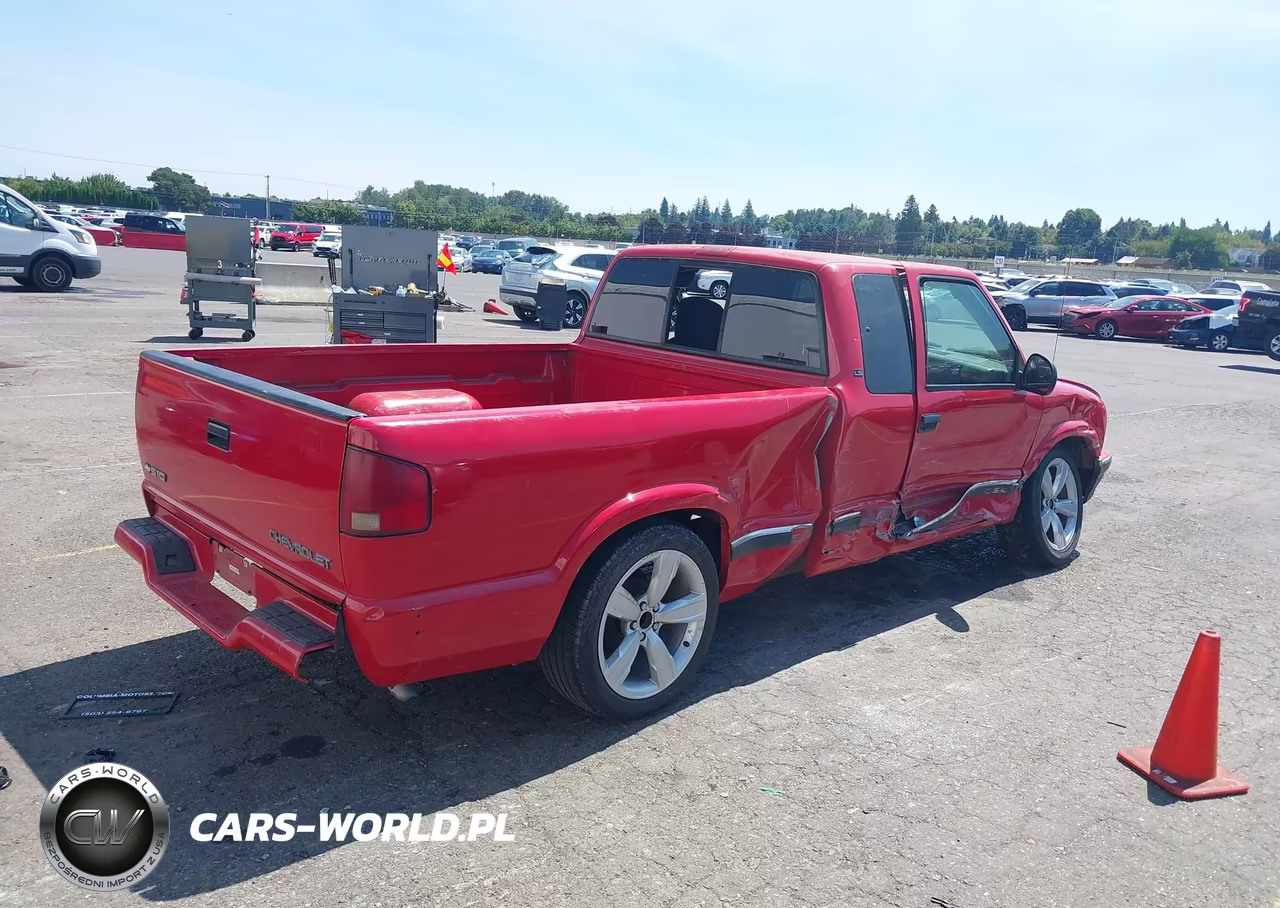 1997 Chevrolet S-10 Ls VIN:1GCCS1945V8133946 - 4