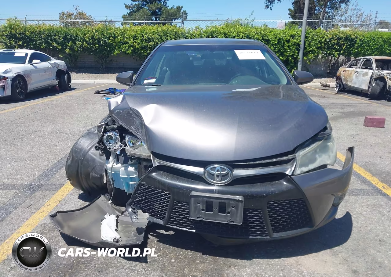 2016 Toyota Camry Se VIN:4T1BF1FKXGU505872 - 13