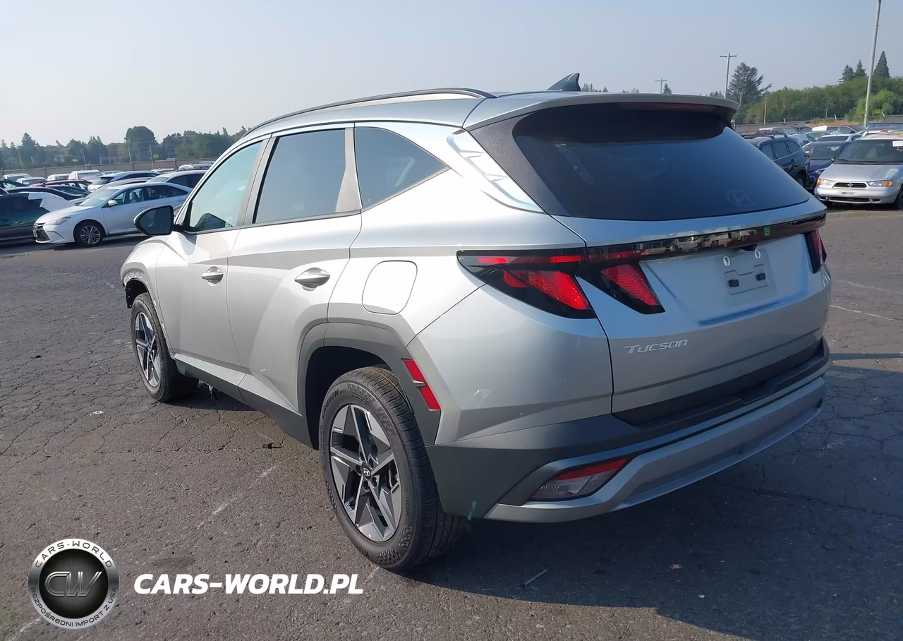 2025 Hyundai Tucson Sel VIN:5NMJBCDE0SH541347 - 3