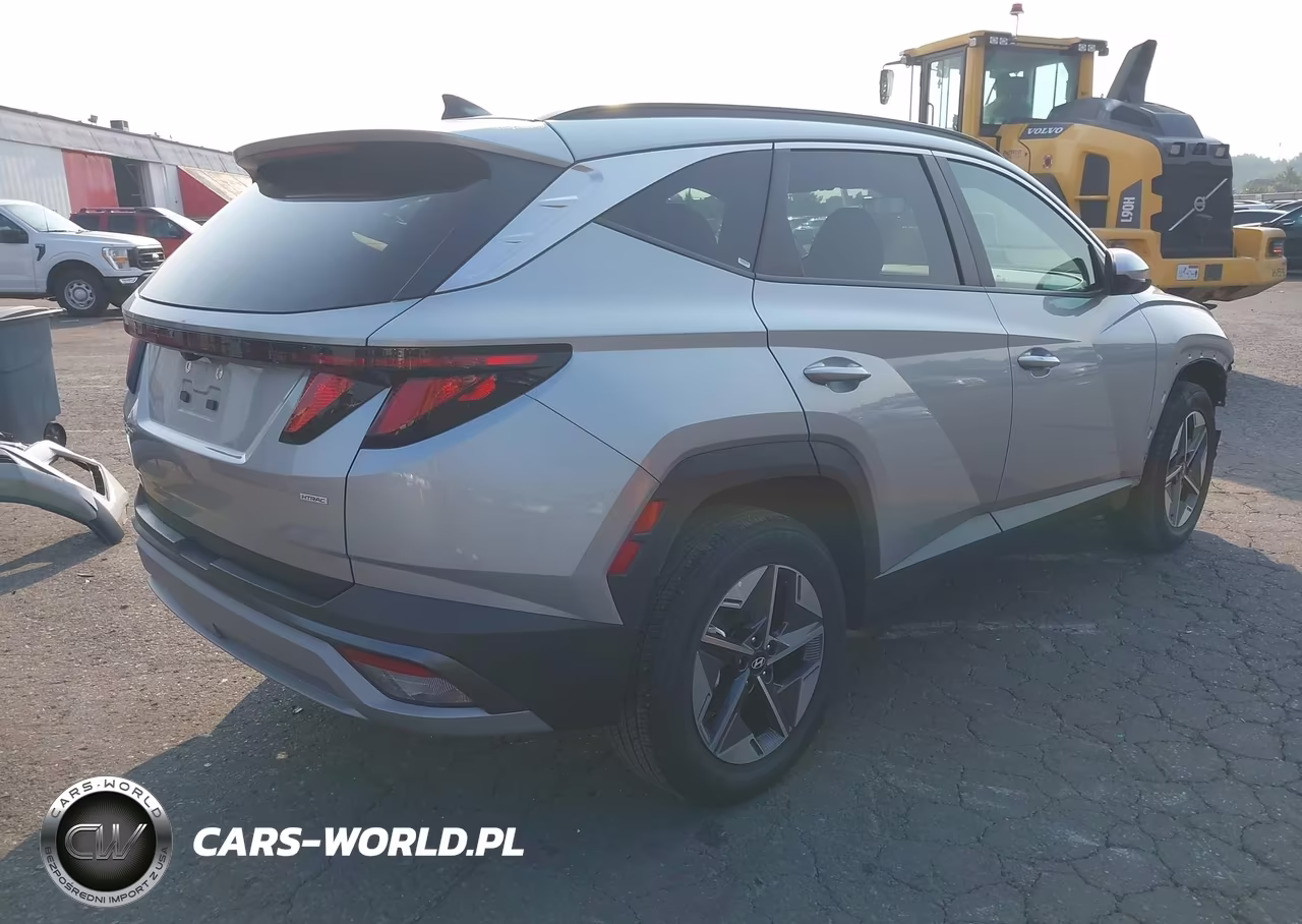 2025 Hyundai Tucson Sel VIN:5NMJBCDE0SH541347 - 4