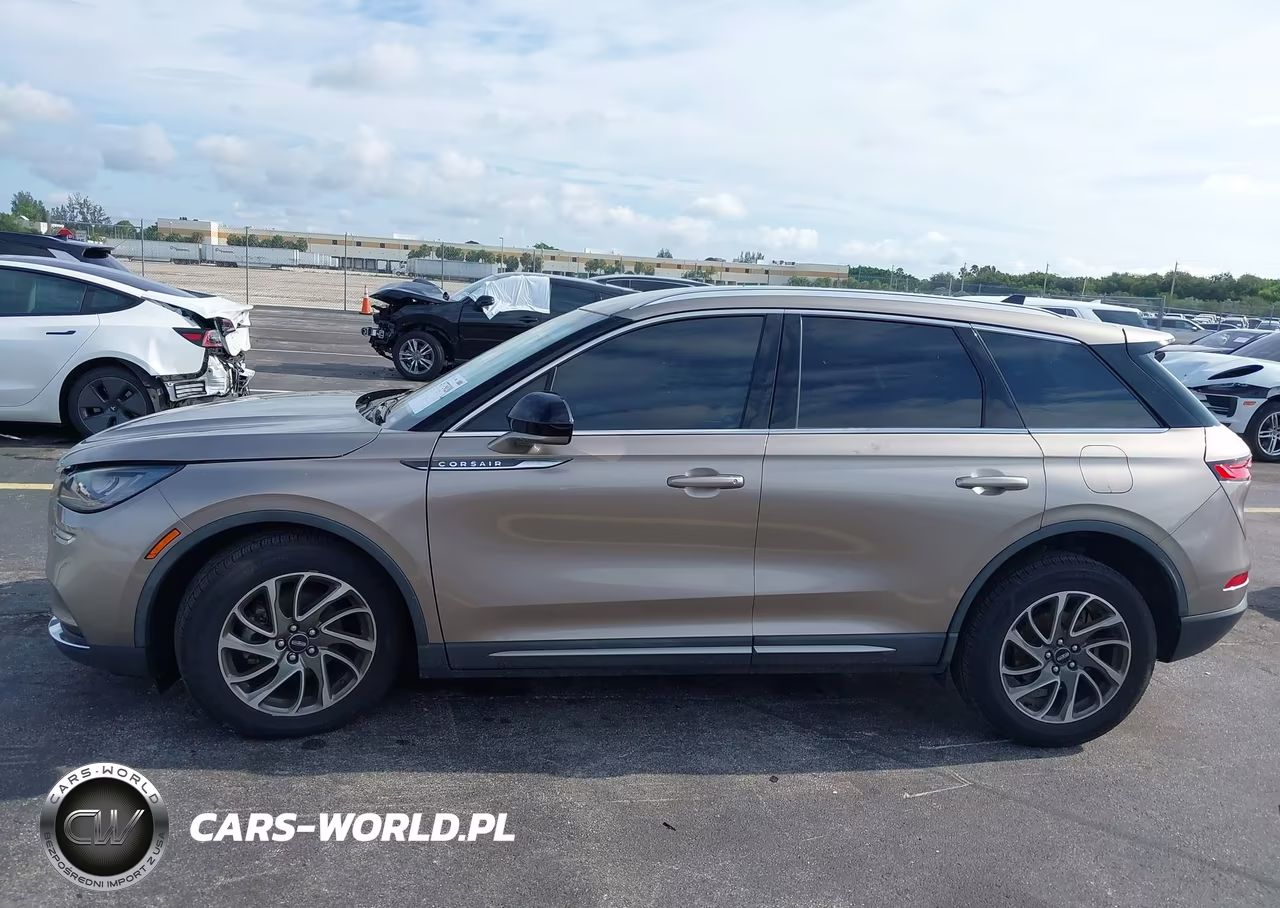 2020 Lincoln Corsair Standard VIN:5LMCJ1C9XLUL27621 - 14