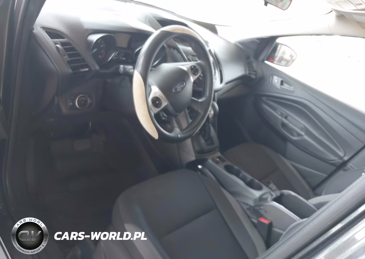2016 Ford Escape S VIN:1FMCU0F71GUA59546 - 5