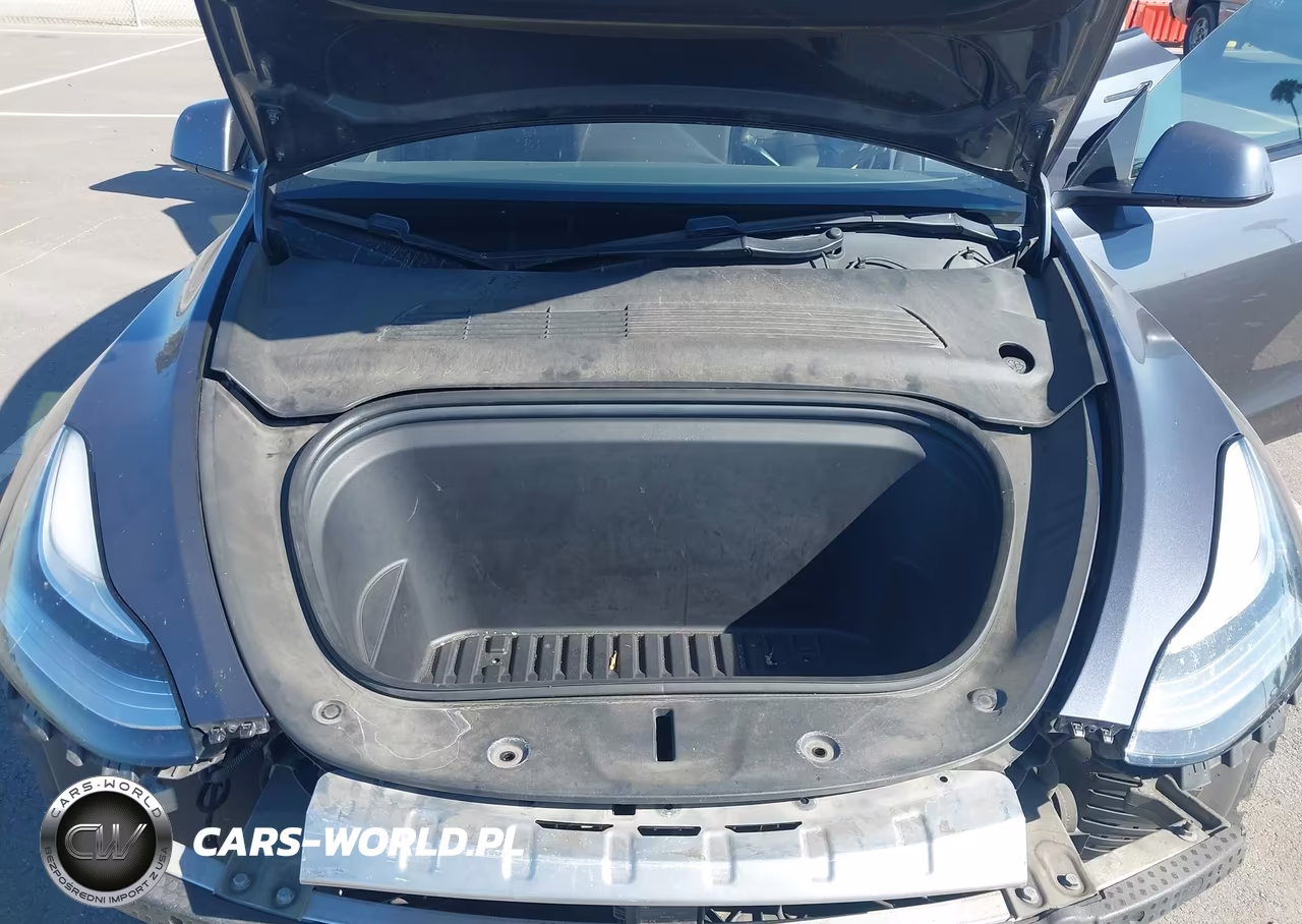 2020 Tesla Model Y Long Range Dual Motor All-Wheel Drive-Performance Dual Motor All-Wheel Drive VIN:5YJYGDEF1LF002560 - 10