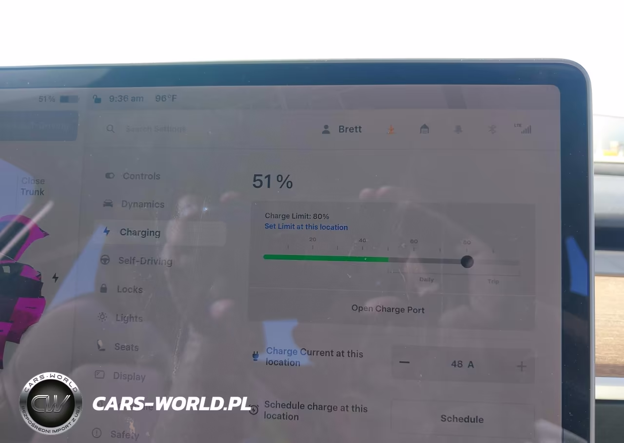 2020 Tesla Model Y Long Range Dual Motor All-Wheel Drive-Performance Dual Motor All-Wheel Drive VIN:5YJYGDEF1LF002560 - 18