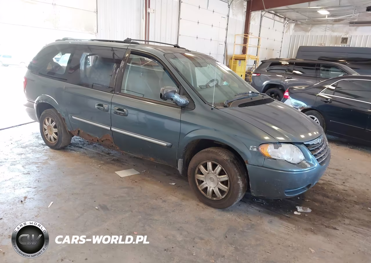 2006 Chrysler Town & Country Touring