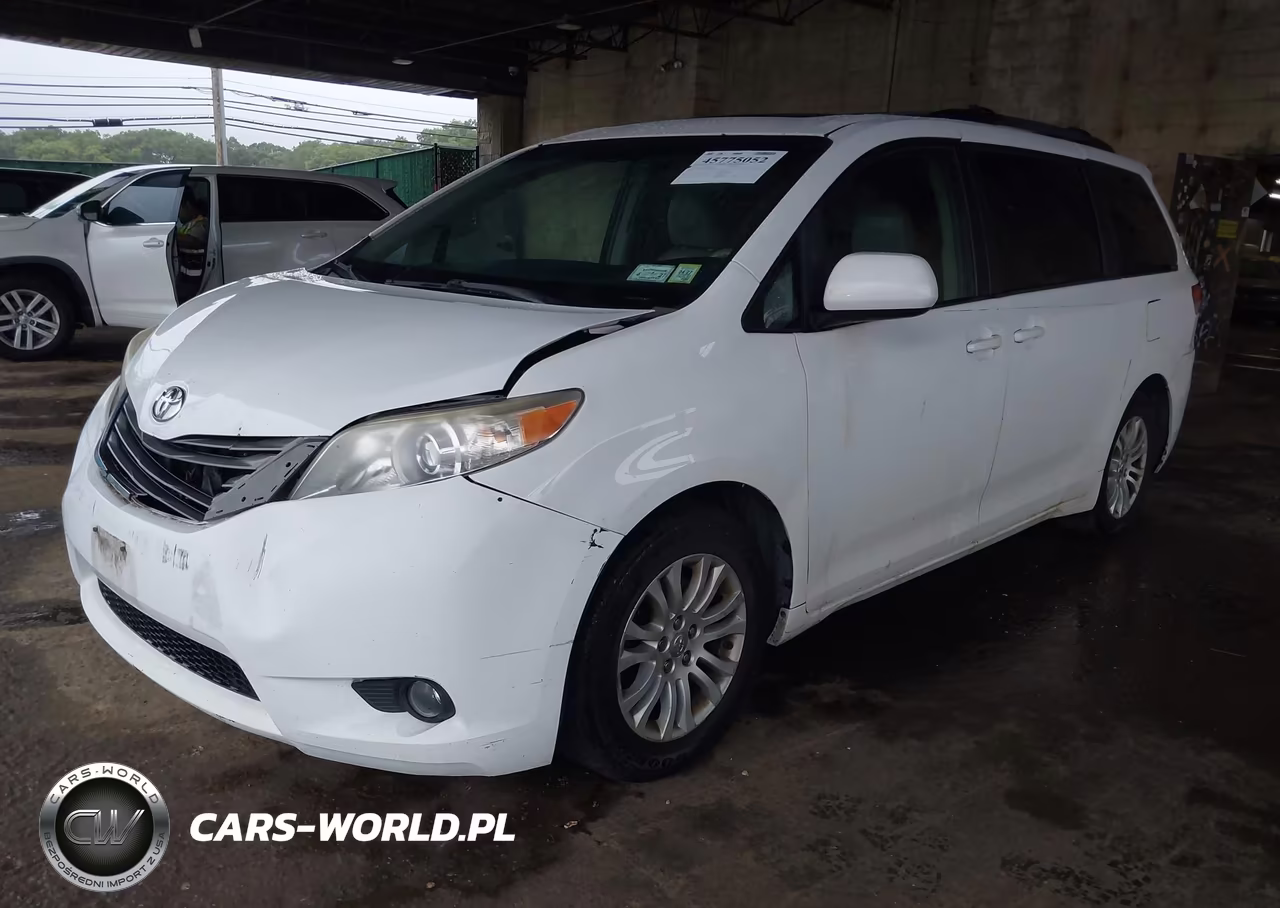 2014 Toyota Sienna Xle V6 8 Passenger VIN:5TDYK3DC9ES474794 - 2