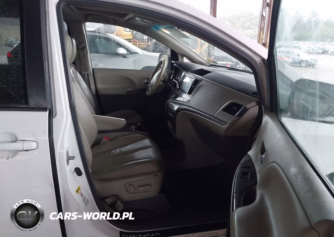 2014 Toyota Sienna Xle V6 8 Passenger VIN:5TDYK3DC9ES474794 - 5
