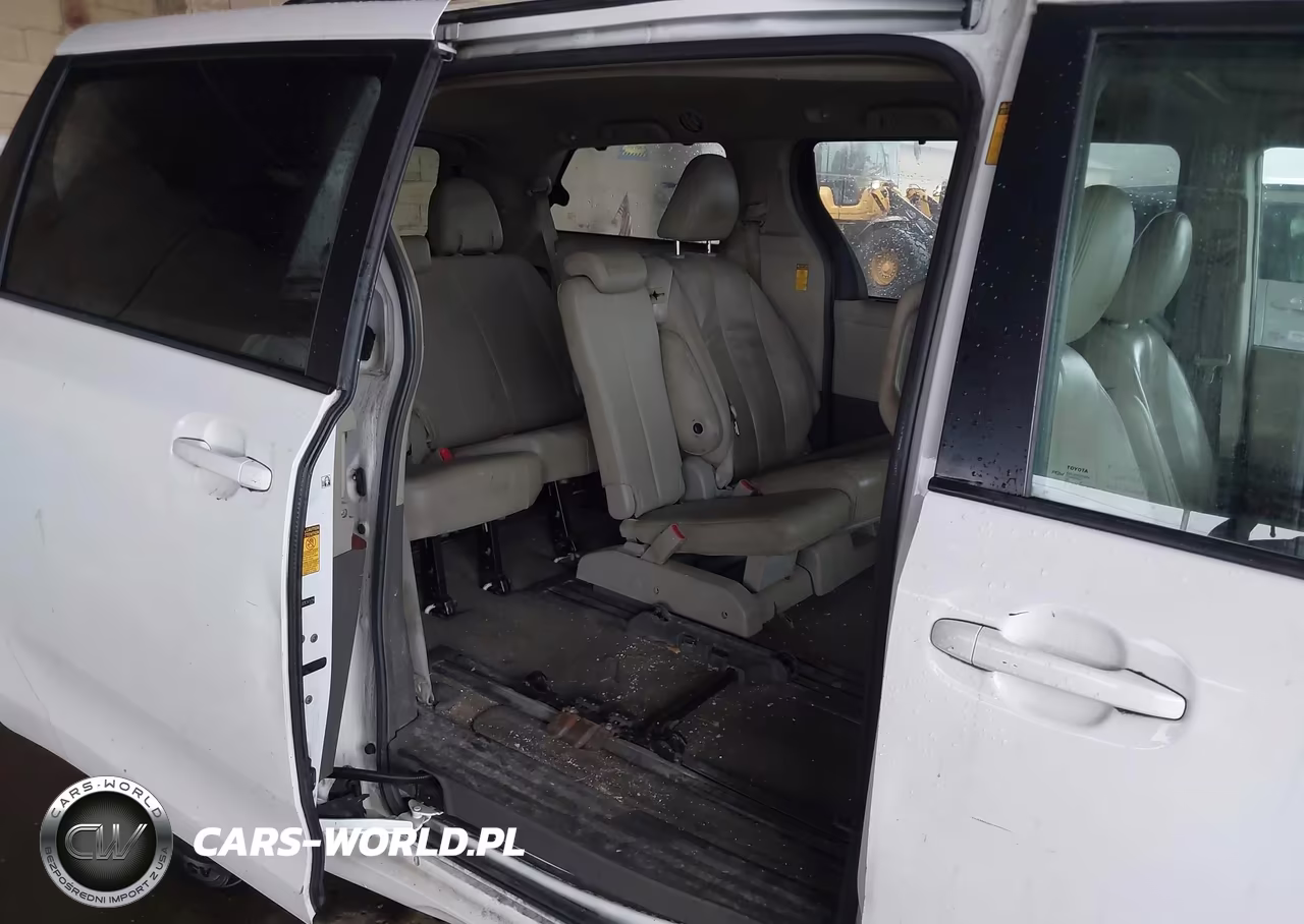 2014 Toyota Sienna Xle V6 8 Passenger VIN:5TDYK3DC9ES474794 - 8