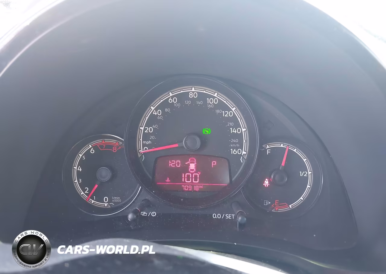 2017 Volkswagen Beetle #Pinkbeetle-1.8T Classic-1.8T S VIN:3VWF17AT5HM622401 - 7