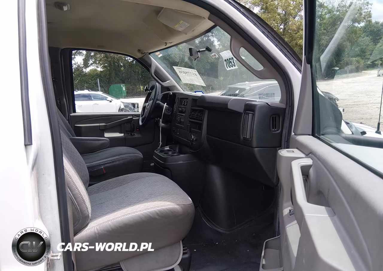 2016 Chevrolet Express Cutaway 3500 VIN:1GB0GRFF4G1223405 - 5