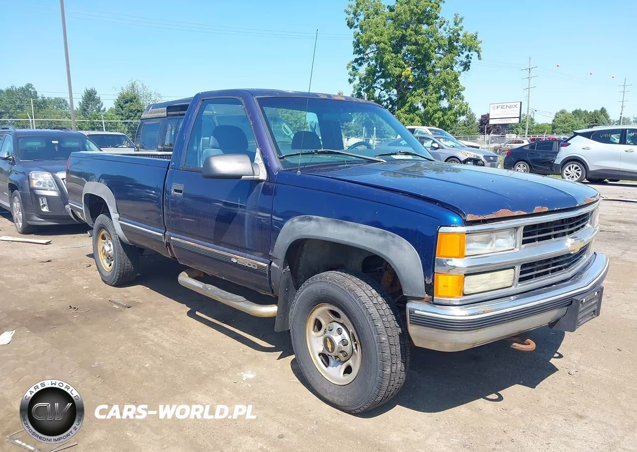 2000 Chevrolet K2500 VIN:1GCGK24J9YR166659 - 1