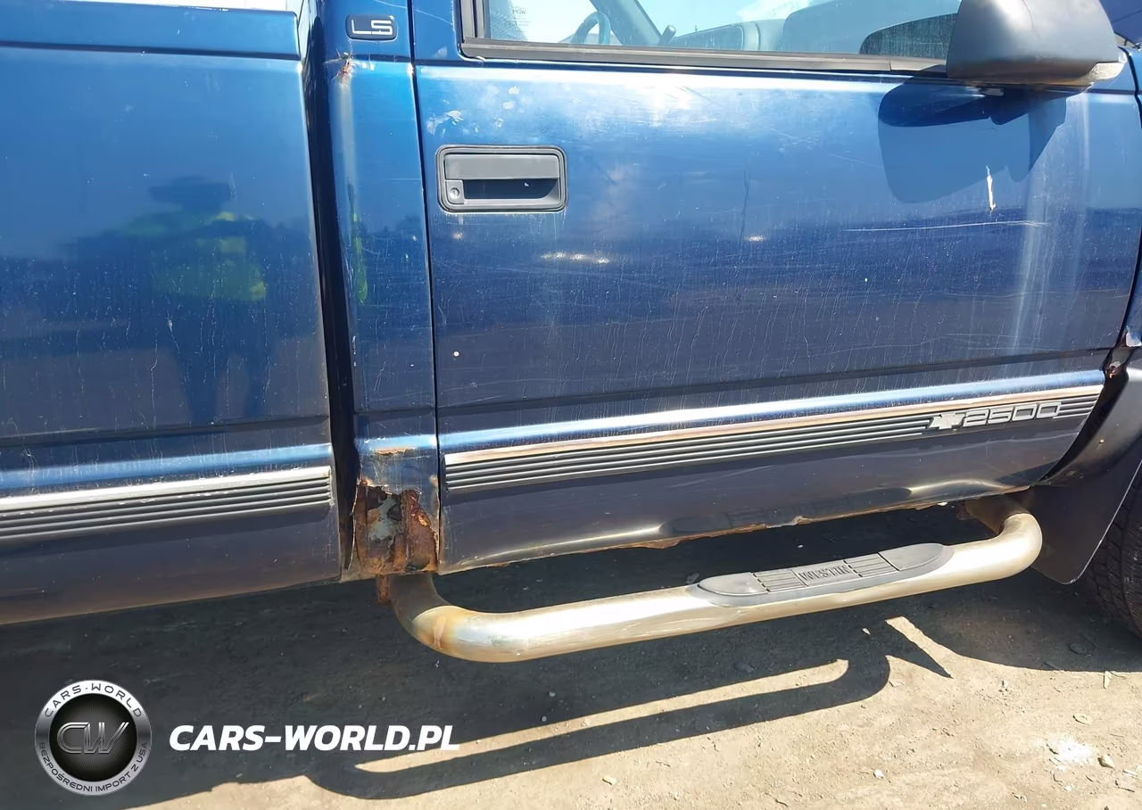 2000 Chevrolet K2500 VIN:1GCGK24J9YR166659 - 12