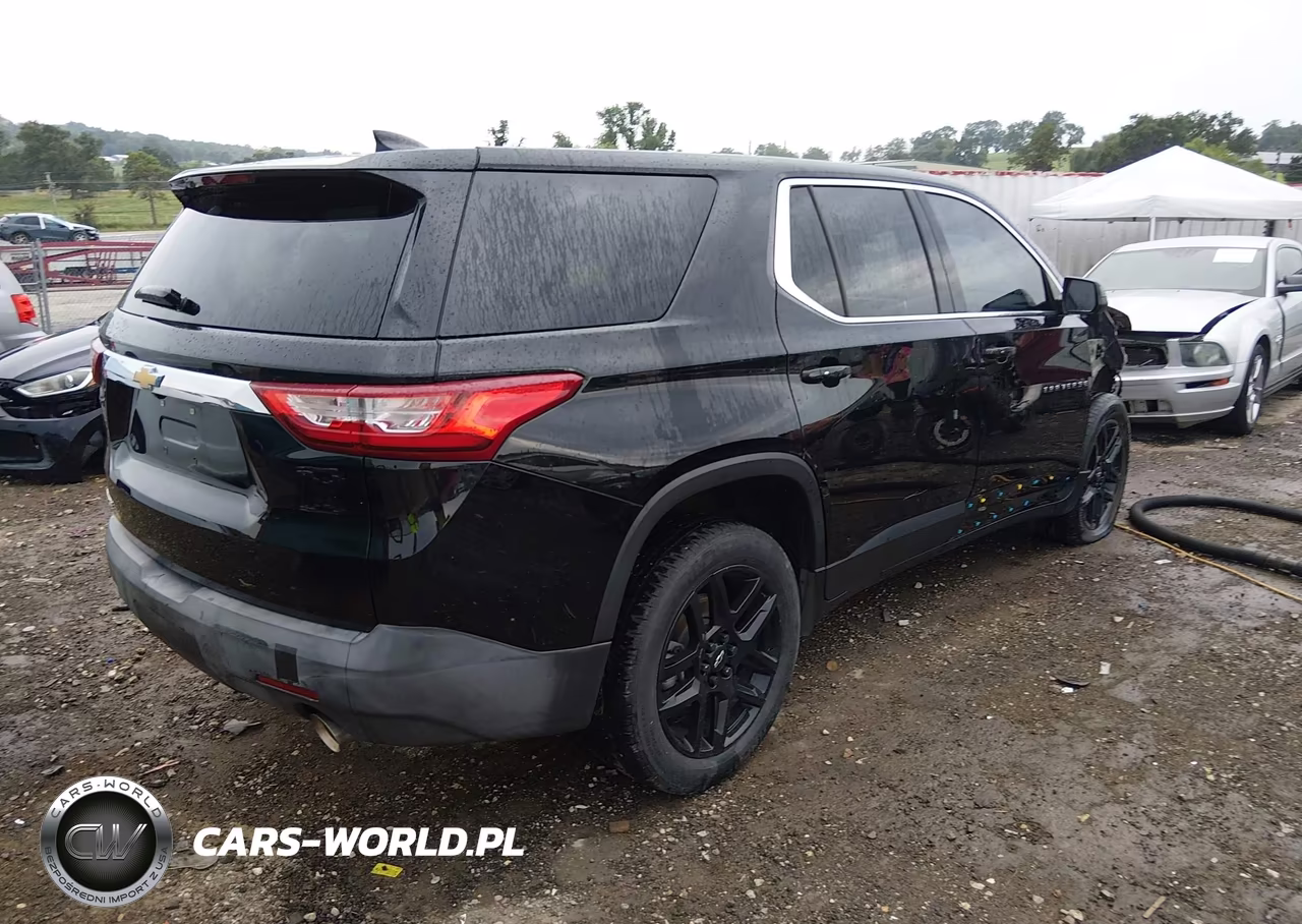 2021 Chevrolet Traverse Fwd Ls VIN:1GNERFKW8MJ135086 - 4