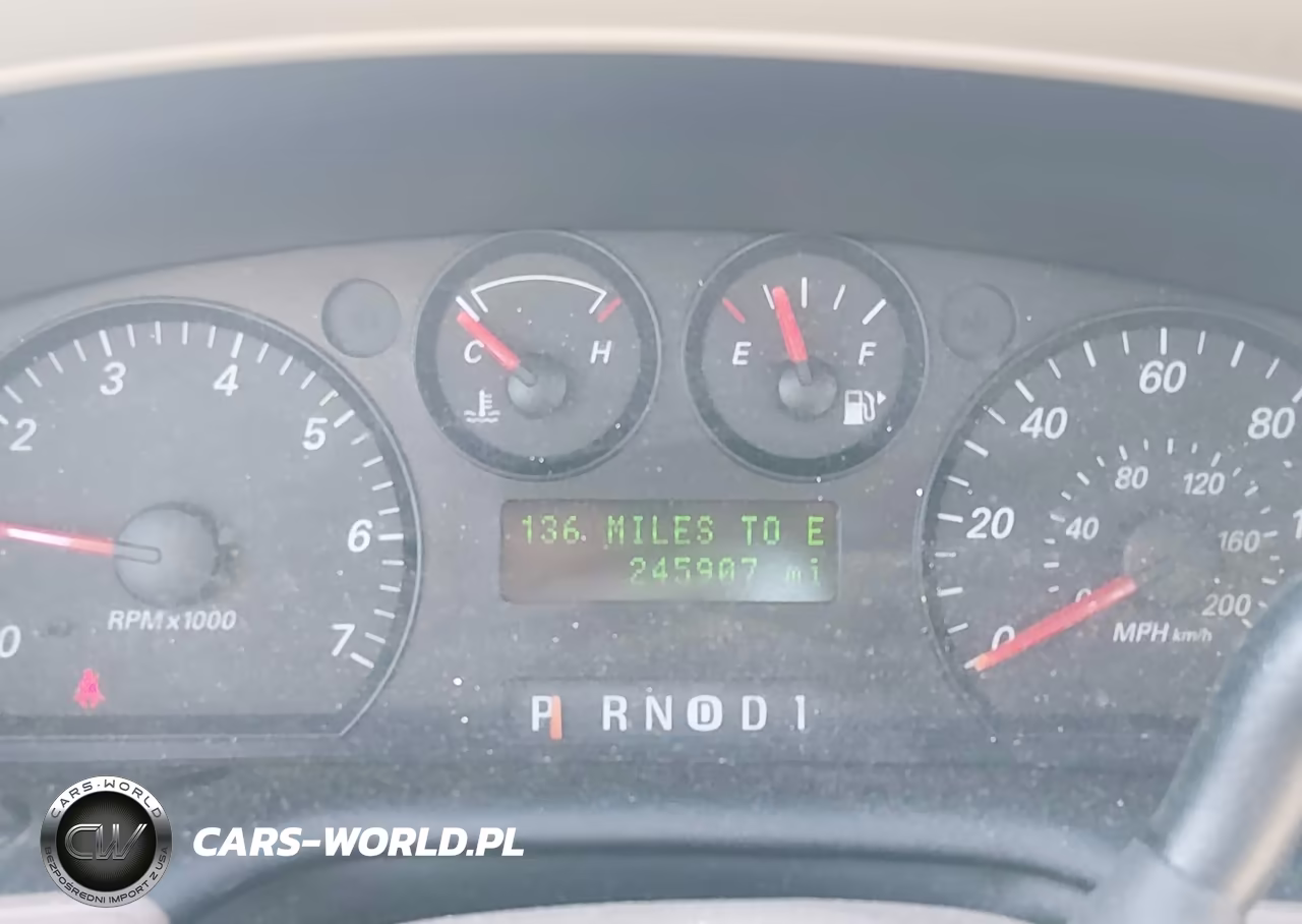 2006 Ford Taurus Se VIN:1FAFP53UX6A136825 - 7
