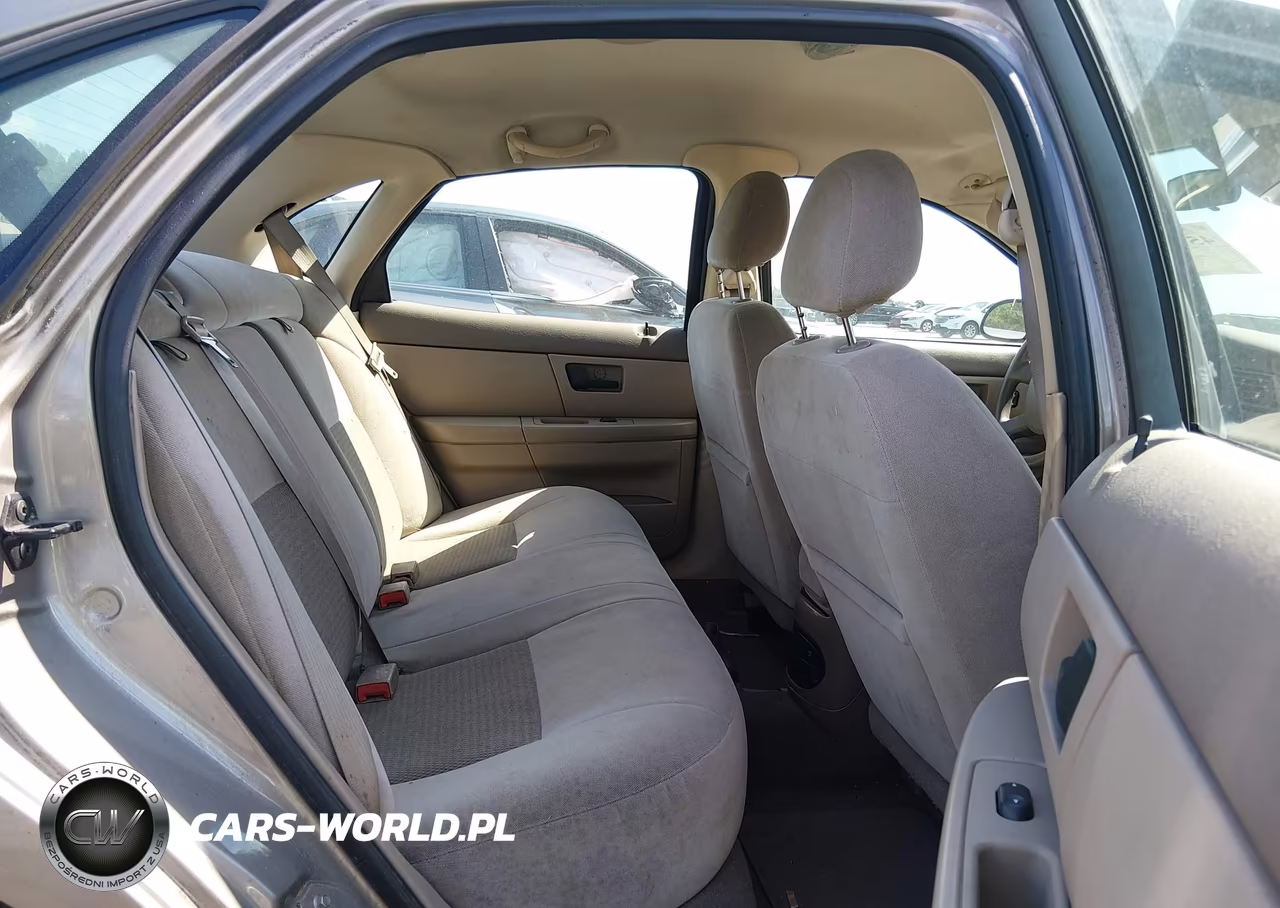 2006 Ford Taurus Se VIN:1FAFP53UX6A136825 - 8