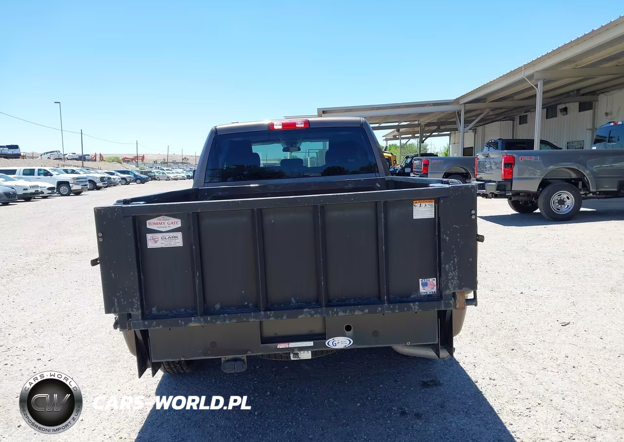 2018 Ram 1500 Tradesman 4X2 6'4 Box VIN:1C6RR6FG2JS283924 - 16