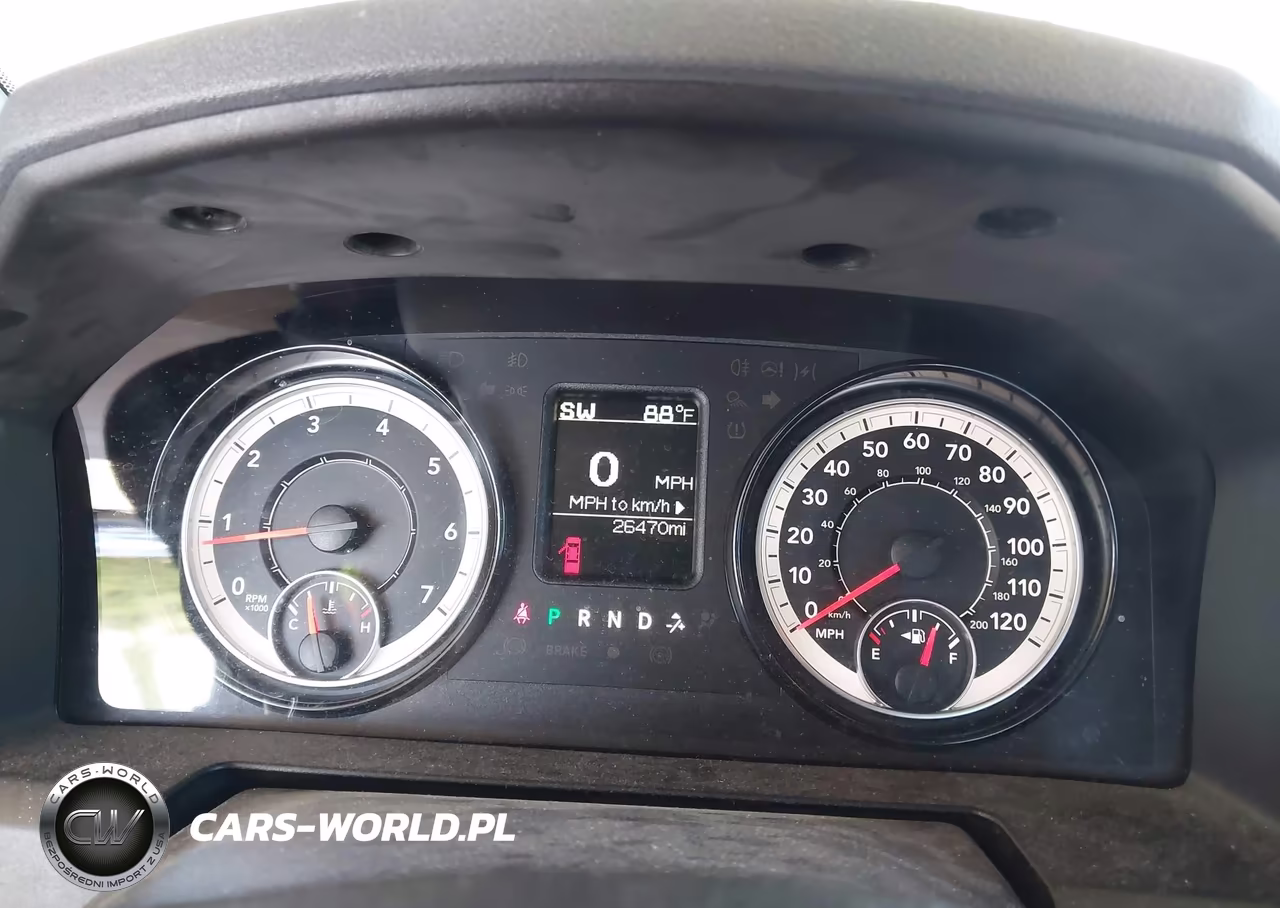 2018 Ram 1500 Tradesman 4X2 6'4 Box VIN:1C6RR6FG2JS283924 - 7
