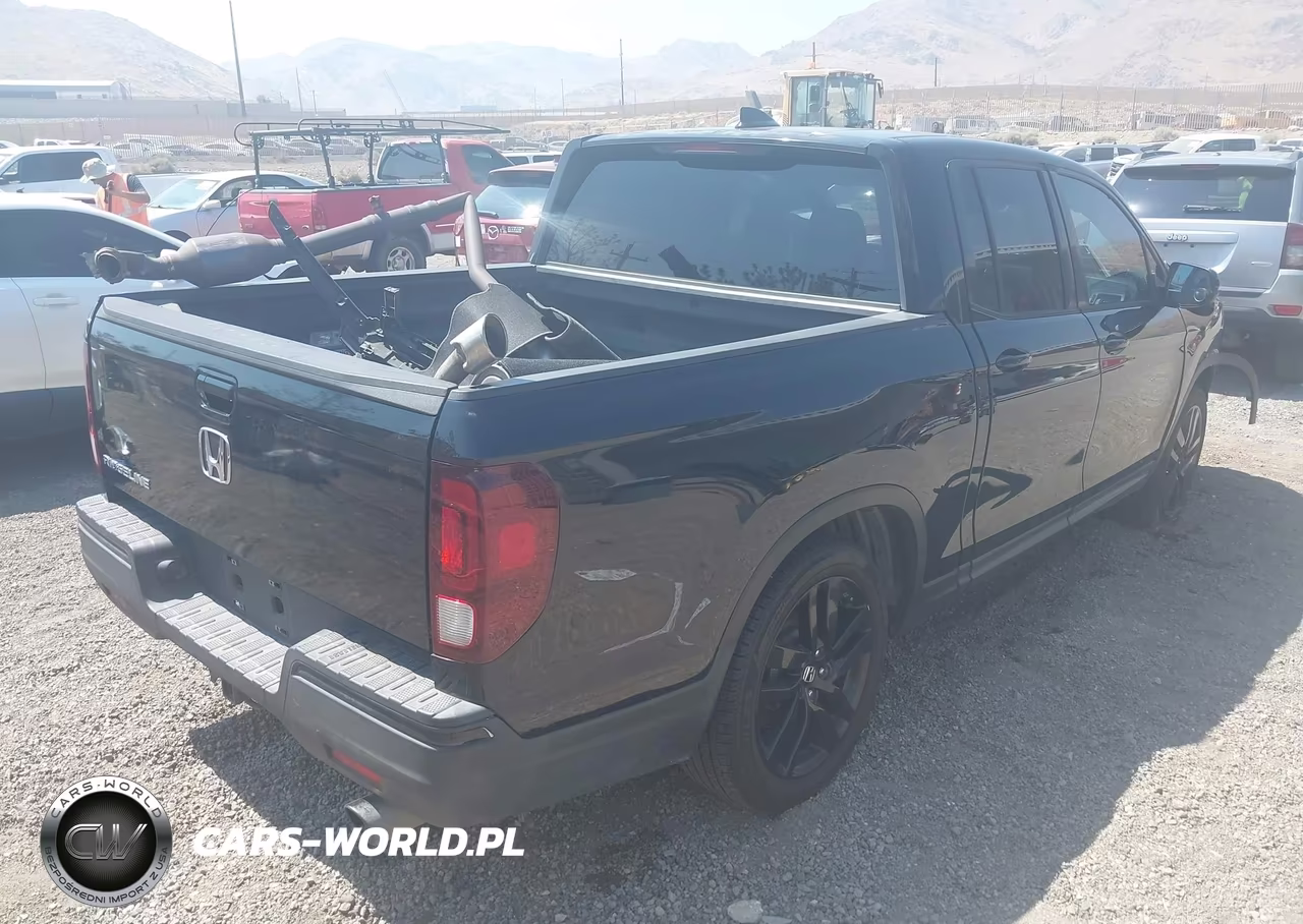 2017 Honda Ridgeline Rtl-T VIN:5FPYK2F68HB006248 - 4