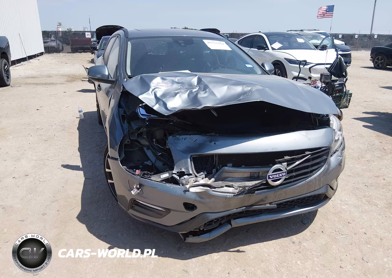 2018 Volvo V60 T5 Dynamic VIN:YV140MEL1J2378646 - 6