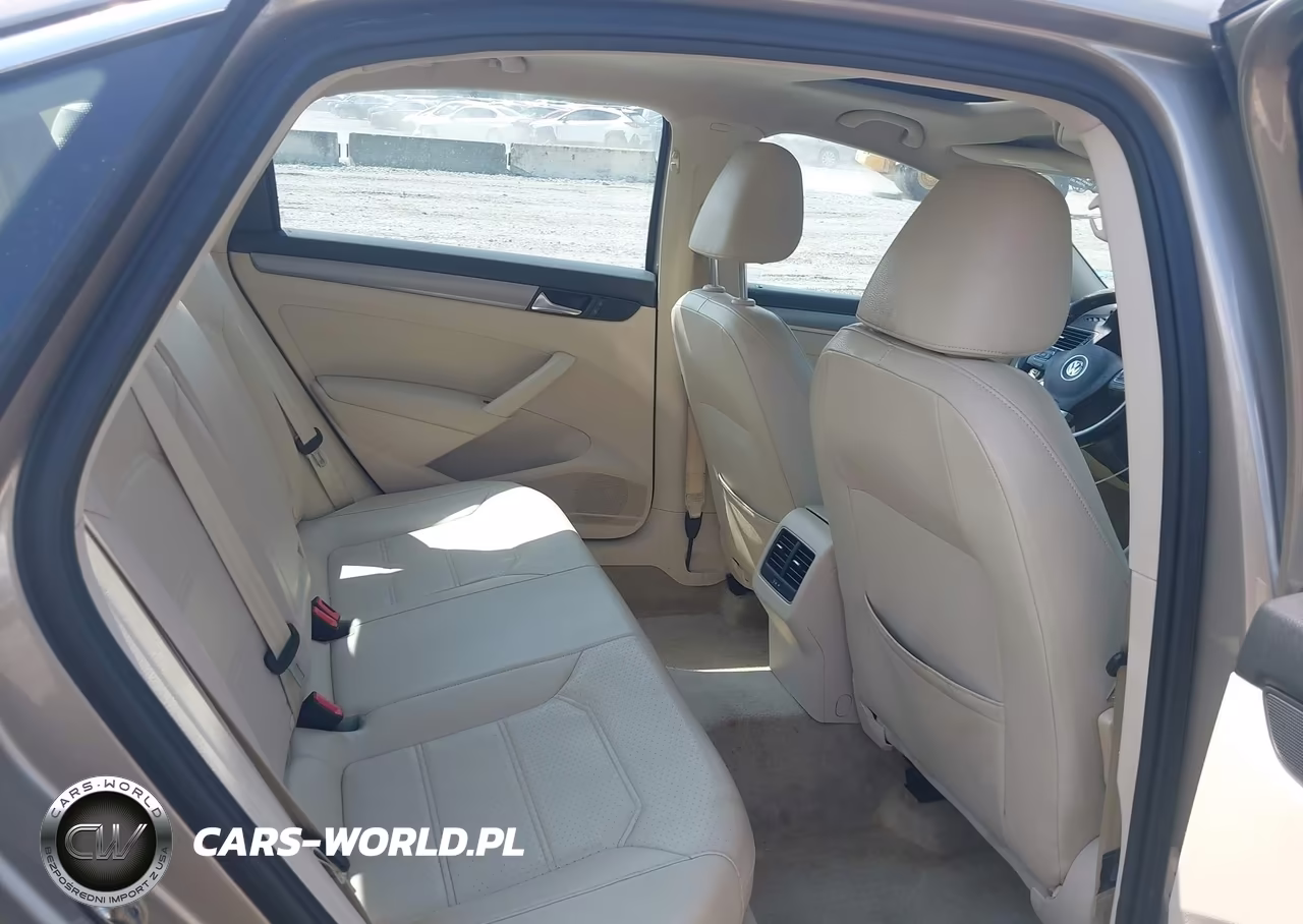 2015 Volkswagen Passat 2.0L Tdi Se VIN:1VWBV7A37FC032539 - 8