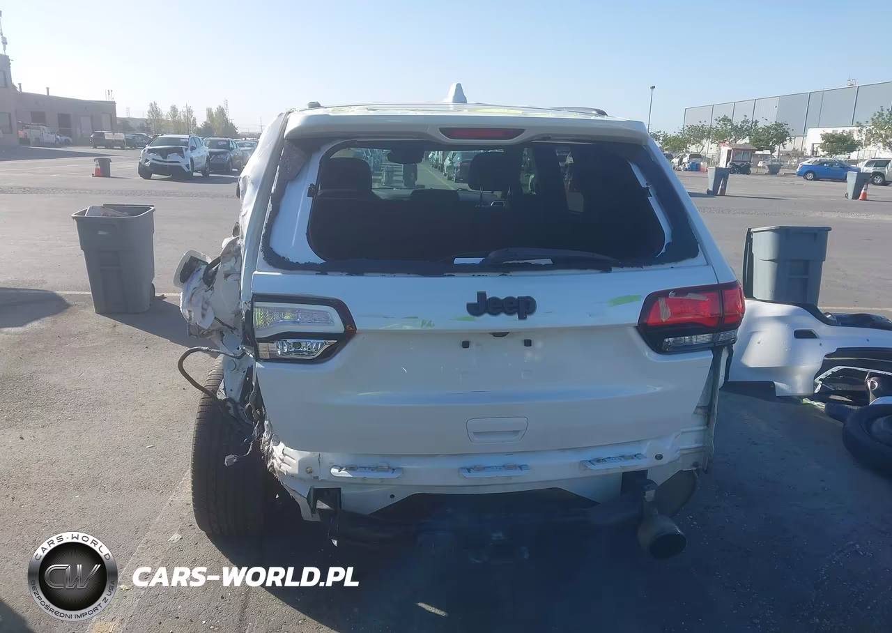 2018 Jeep Grand Cherokee Srt 4X4 VIN:1C4RJFDJ3JC183730 - 17