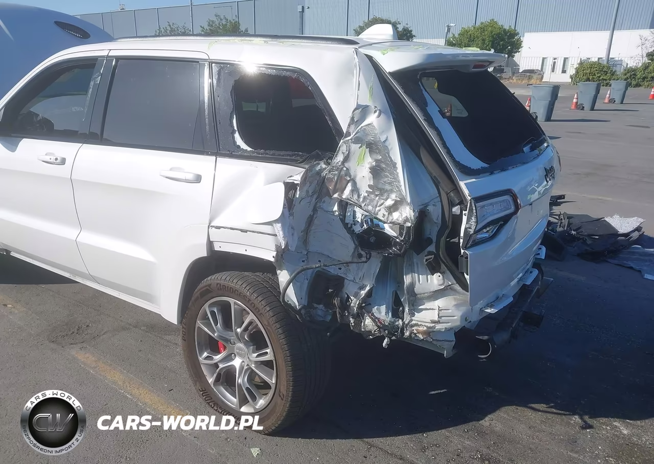 2018 Jeep Grand Cherokee Srt 4X4 VIN:1C4RJFDJ3JC183730 - 6