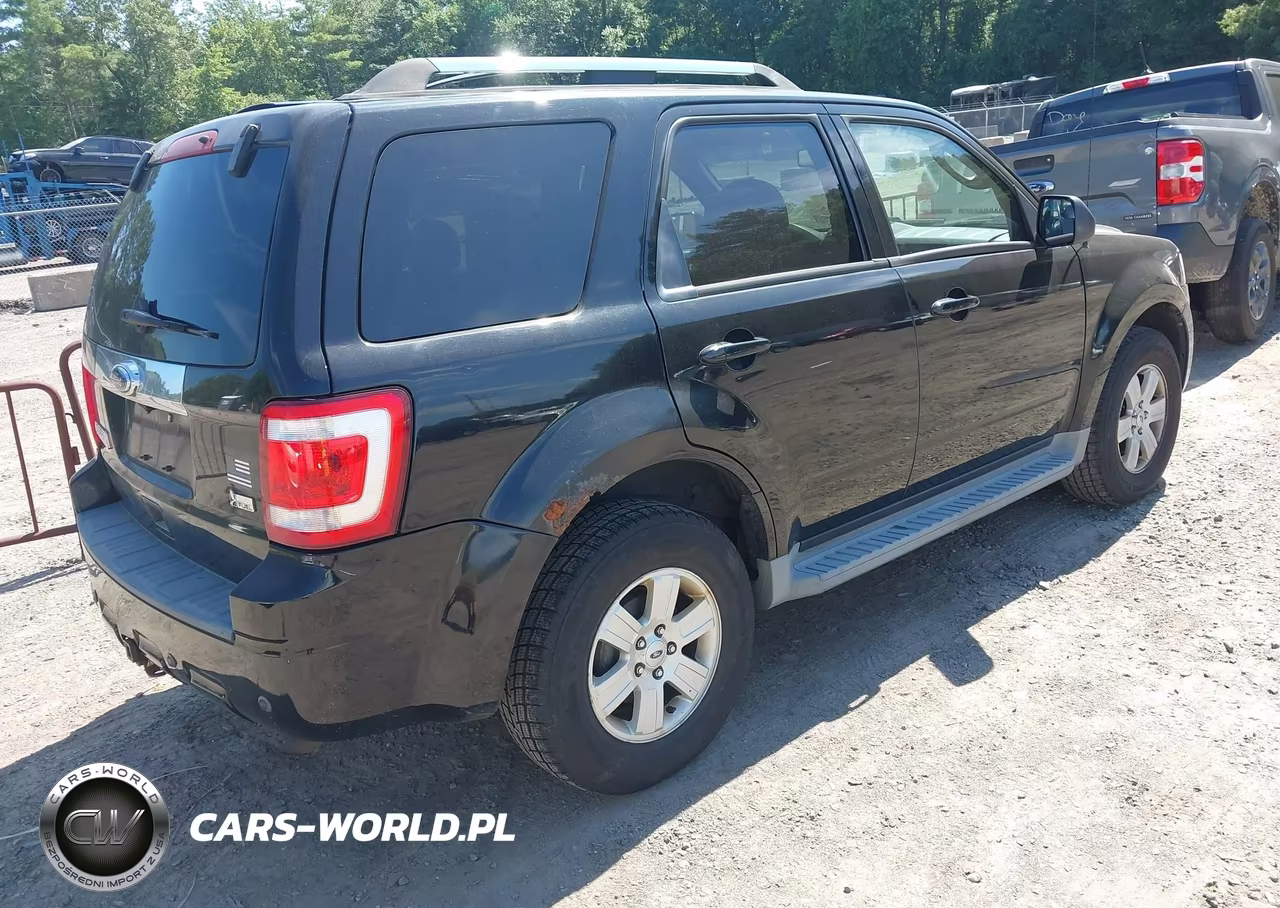 2010 Ford Escape Limited VIN:1FMCU9EG1AKA80549 - 4
