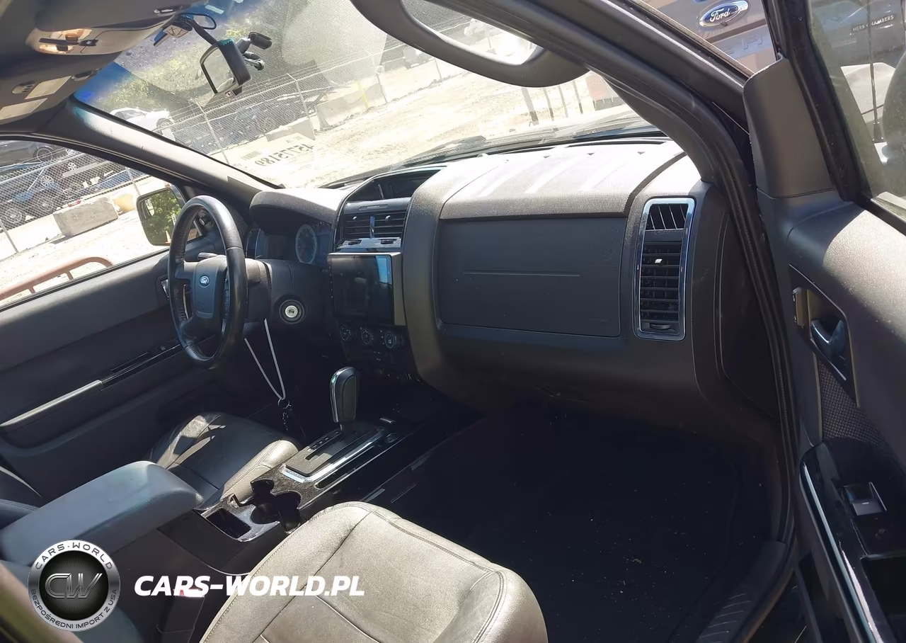 2010 Ford Escape Limited VIN:1FMCU9EG1AKA80549 - 5
