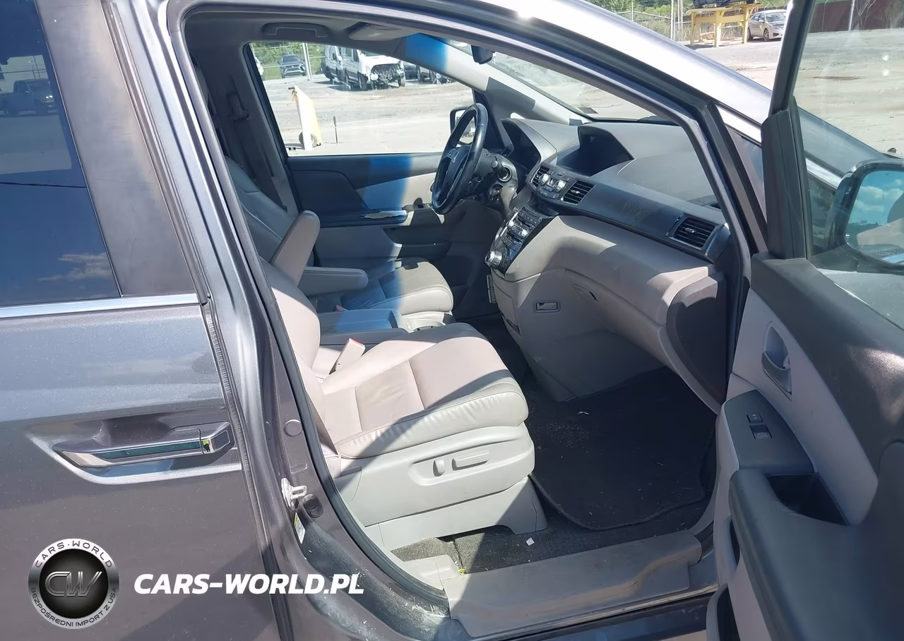 2012 Honda Odyssey Touring-Touring Elite VIN:5FNRL5H99CB122859 - 5