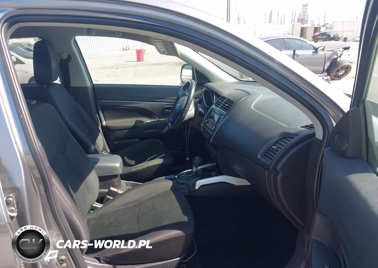 2014 Mitsubishi Outlander Sport Es VIN:4A4AP3AU5EE028981 - 5