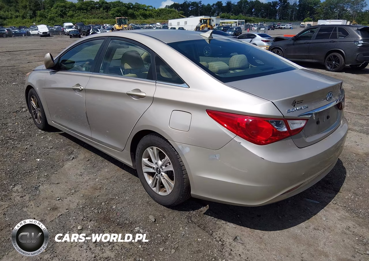 2011 Hyundai Sonata Gls VIN:5NPEB4AC4BH096589 - 3