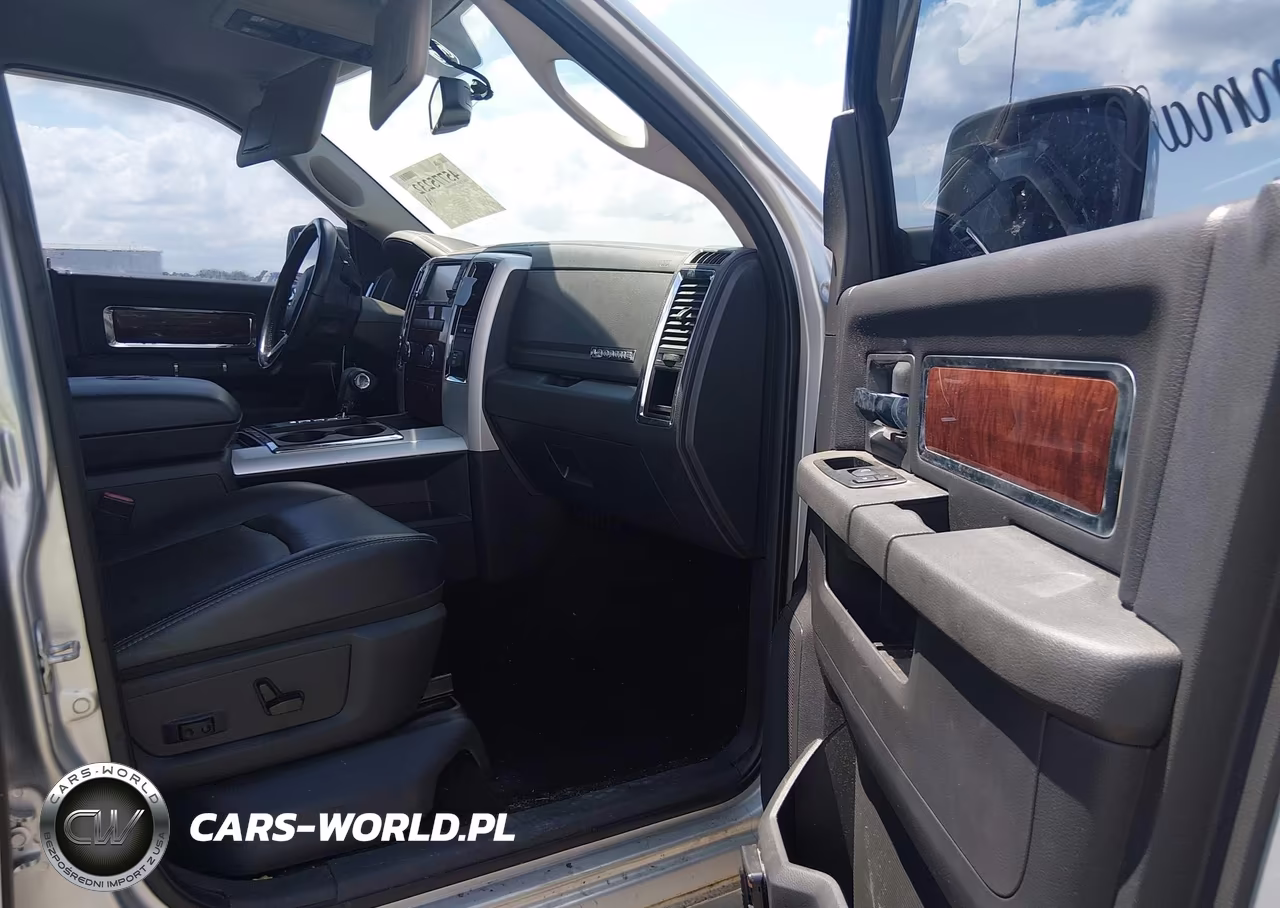 2009 Dodge Ram 1500 Laramie VIN:1D3HV13T59J524985 - 5