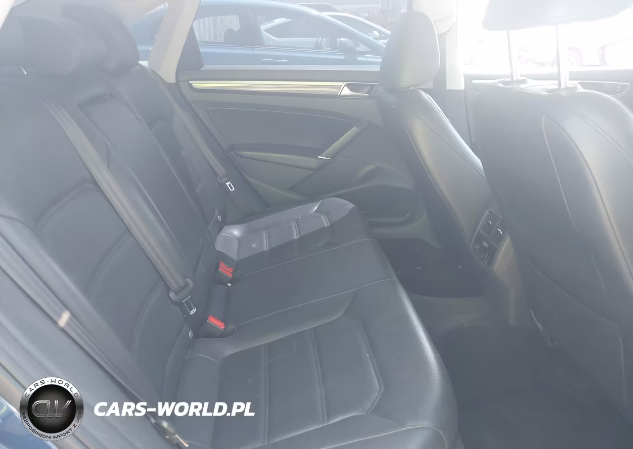 2016 Volkswagen Passat 1.8T Se VIN:1VWBT7A36GC011768 - 8