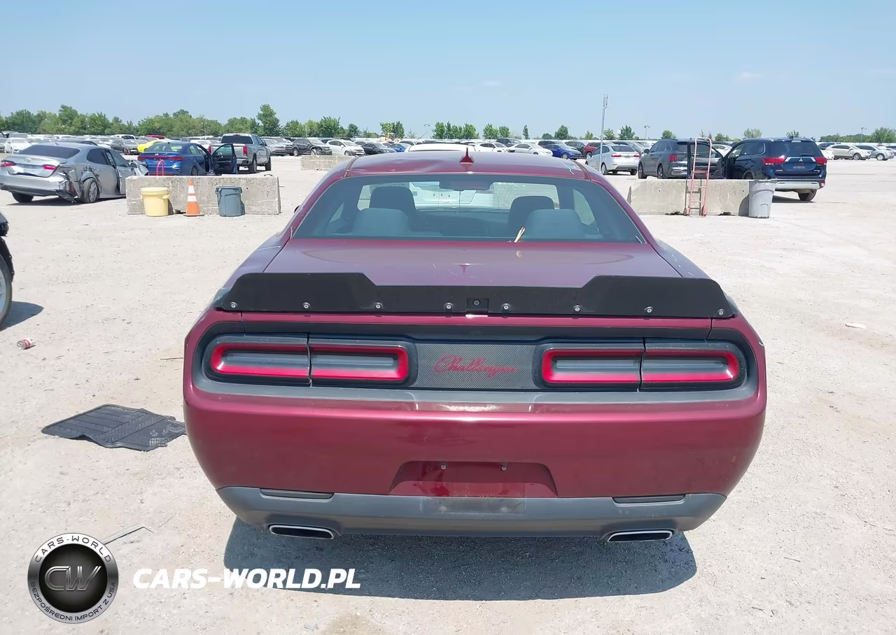 2018 Dodge Challenger Sxt VIN:2C3CDZAG2JH132504 - 16