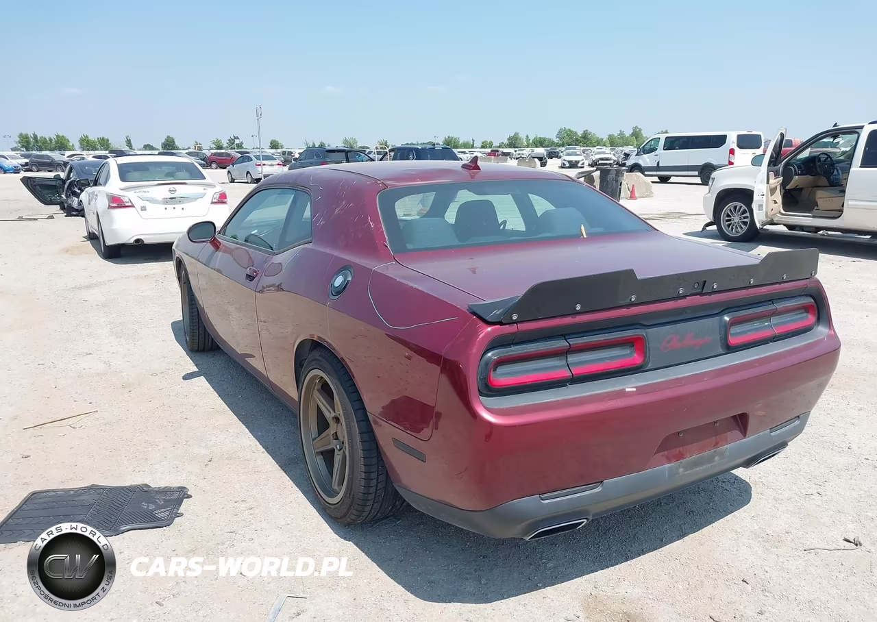 2018 Dodge Challenger Sxt VIN:2C3CDZAG2JH132504 - 3