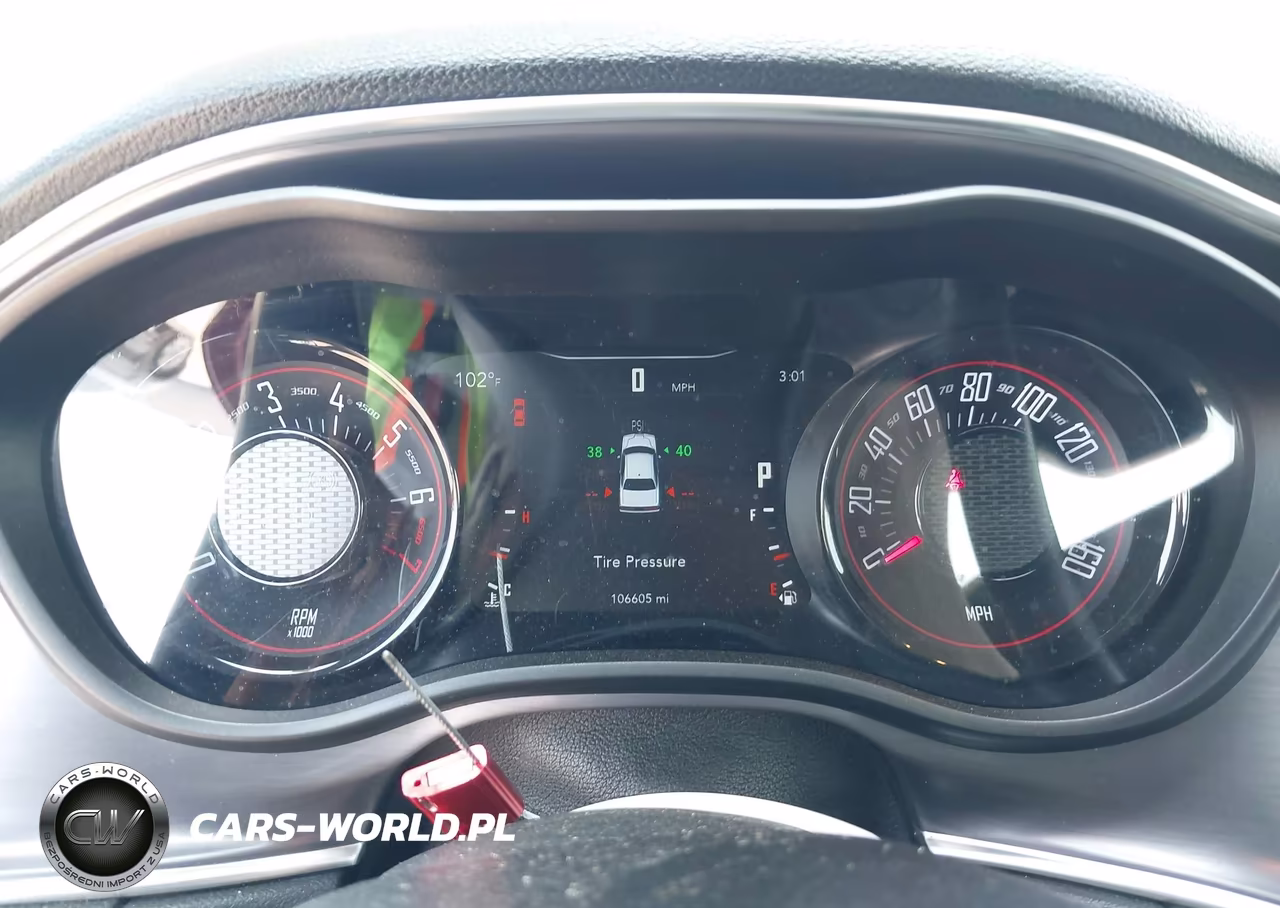 2018 Dodge Challenger Sxt VIN:2C3CDZAG2JH132504 - 7