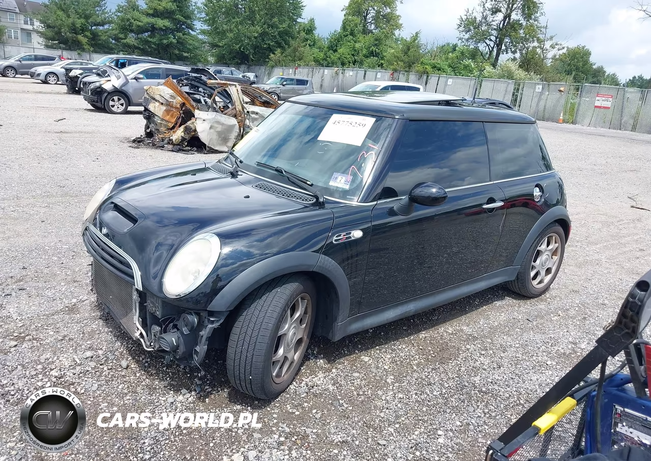 2003 Mini Cooper S VIN:WMWRE33413TD69154 - 2