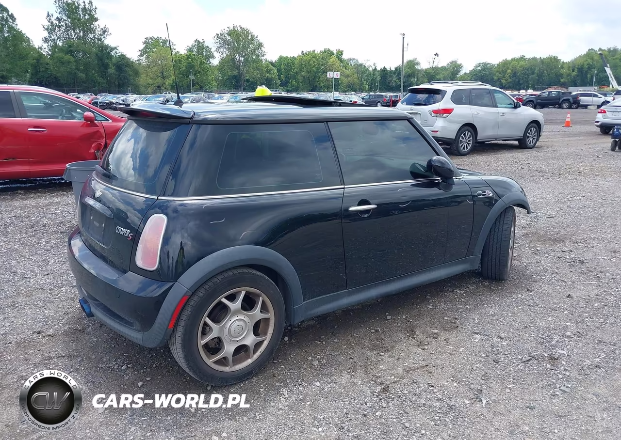 2003 Mini Cooper S VIN:WMWRE33413TD69154 - 4