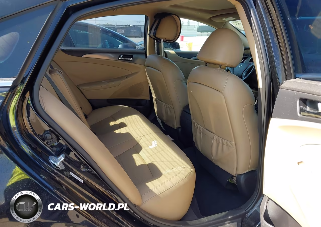 2014 Hyundai Sonata Hybrid Limited VIN:KMHEC4A48EA106828 - 8