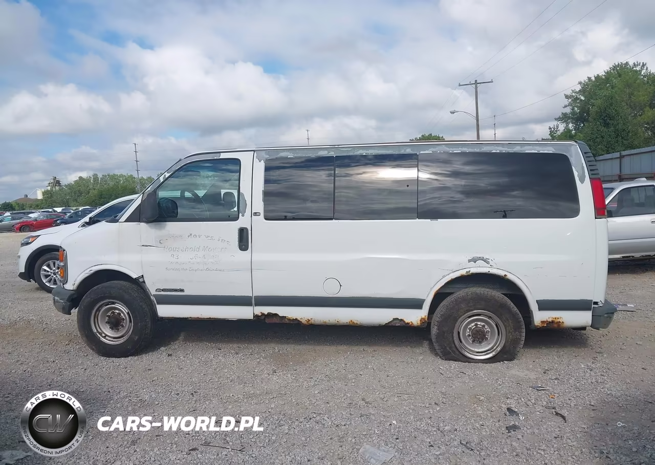 1998 Chevrolet Express Van G3500 VIN:1GNHG35J5W1049559 - 14