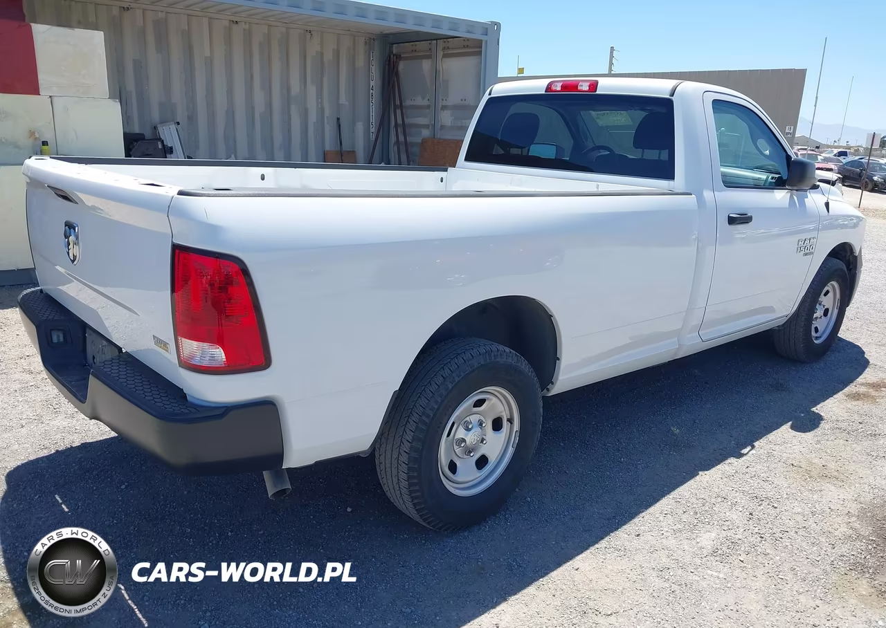 2019 Ram 1500 Classic VIN:3C6JR6DG0KG503876 - 4