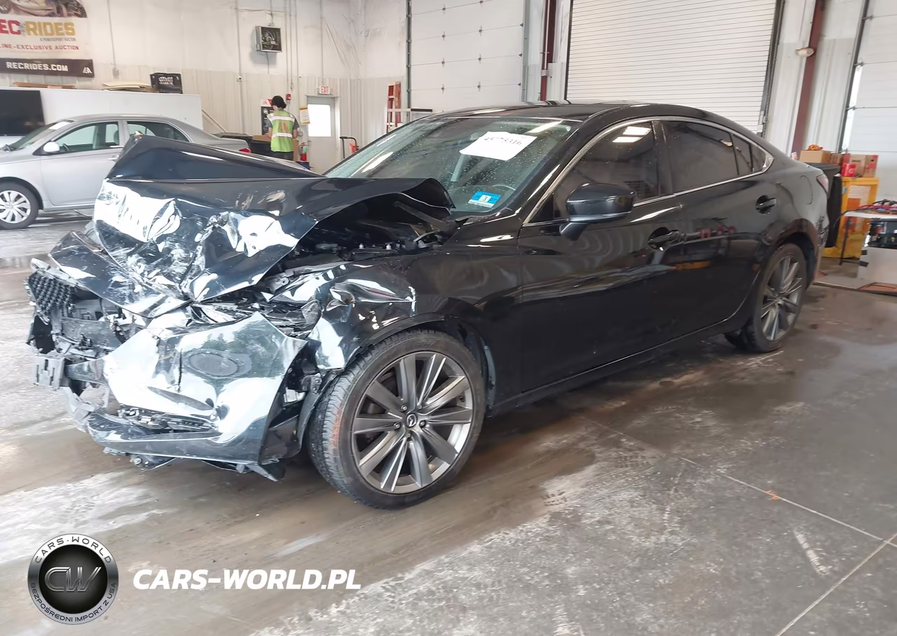2018 Mazda Mazda6 Touring VIN:JM1GL1VM1J1306109 - 2