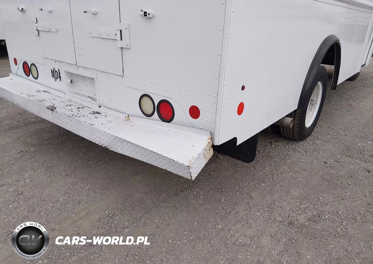 2016 Ford E-350 Stripped VIN:1FC3E3KS8GDC55366 - 6