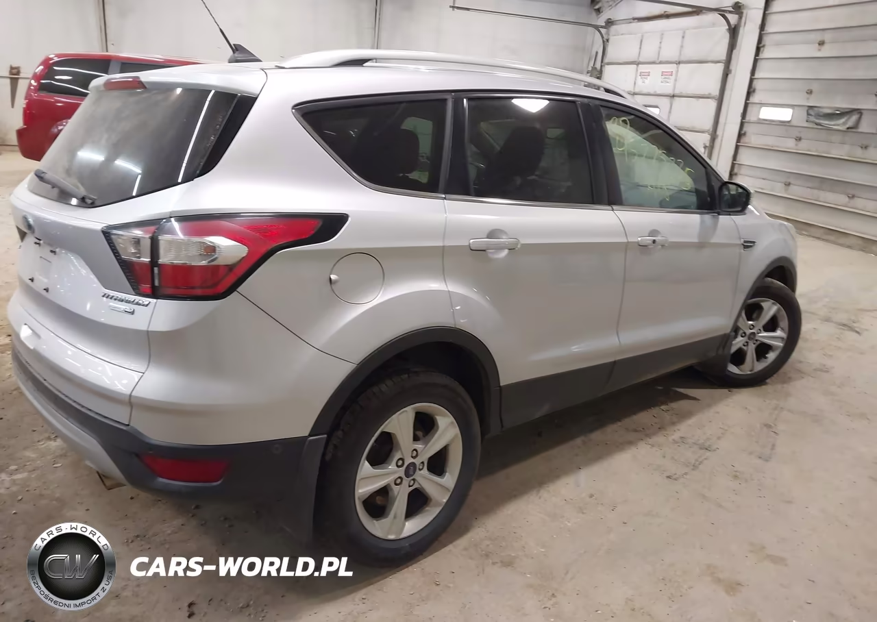 2018 Ford Escape Titanium VIN:1FMCU9J92JUD27251 - 4