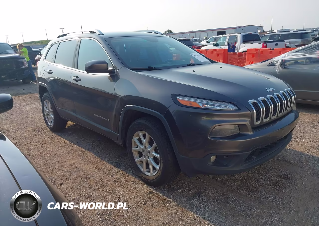 2016 Jeep Cherokee Latitude – zdjęcie 1 z 18