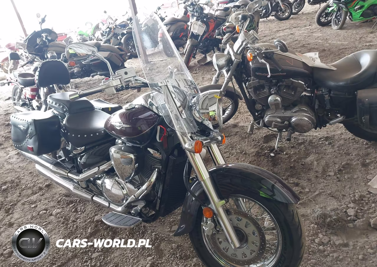 2015 Suzuki Vl800
