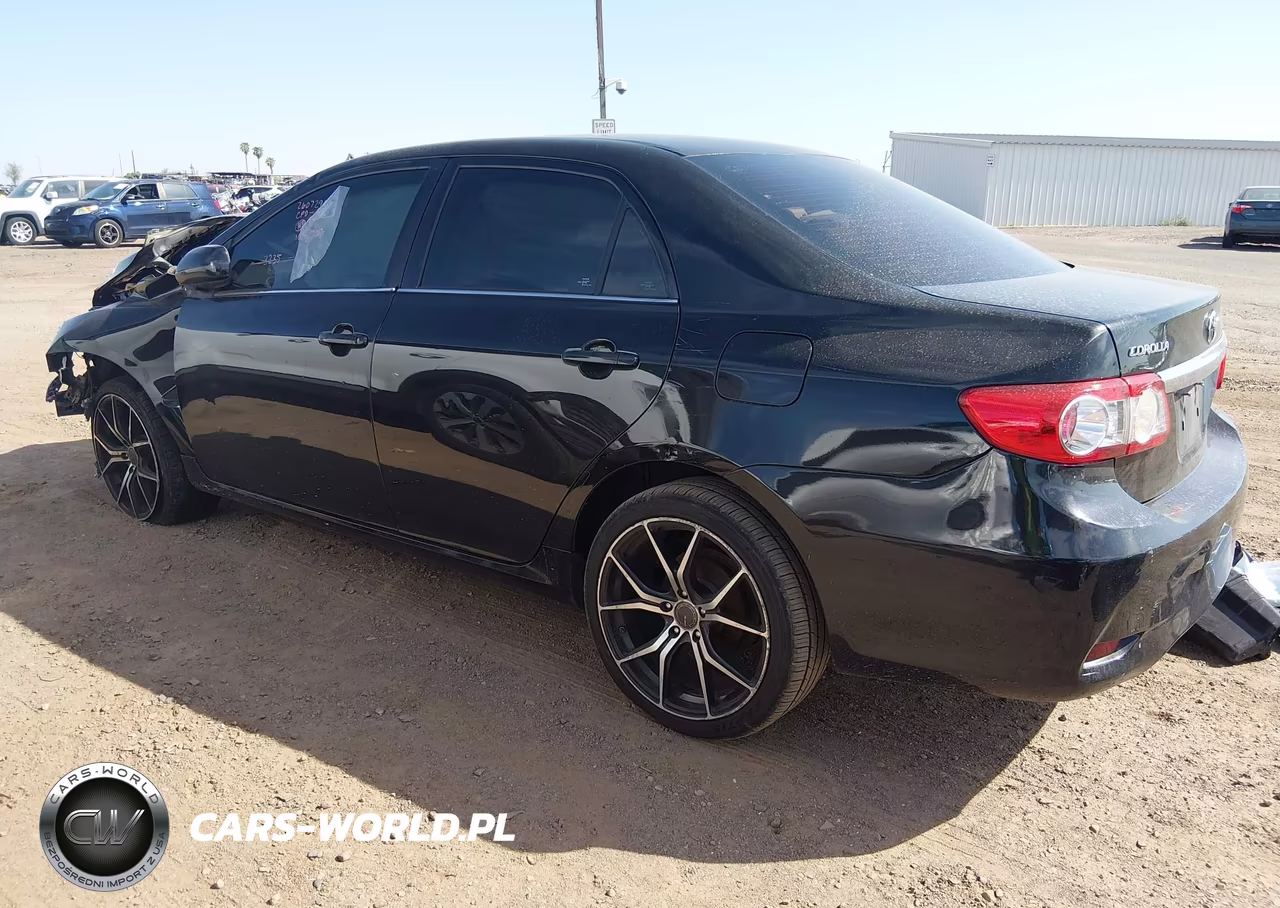 2013 Toyota Corolla Le VIN:2T1BU4EE6DC953235 - 3