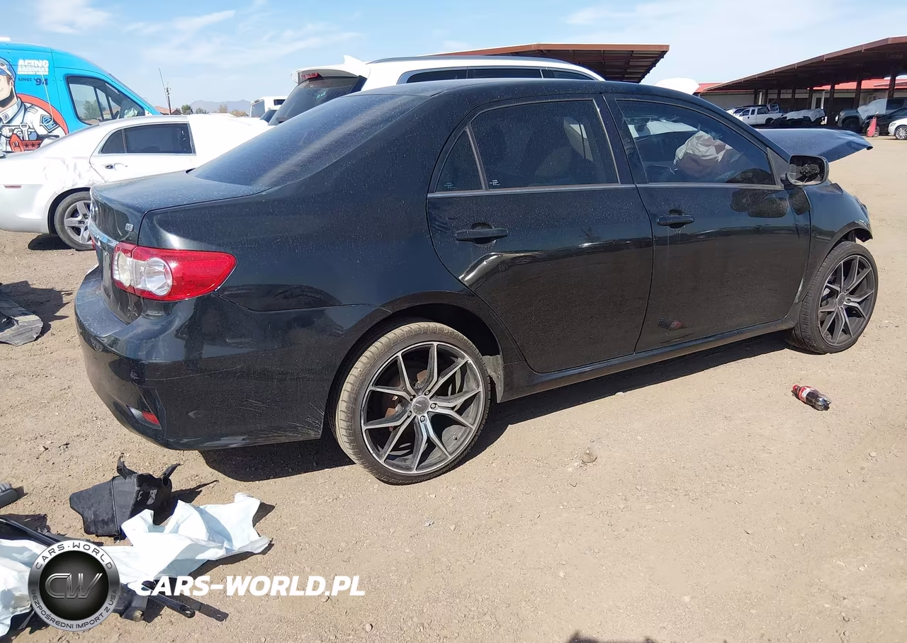 2013 Toyota Corolla Le VIN:2T1BU4EE6DC953235 - 4