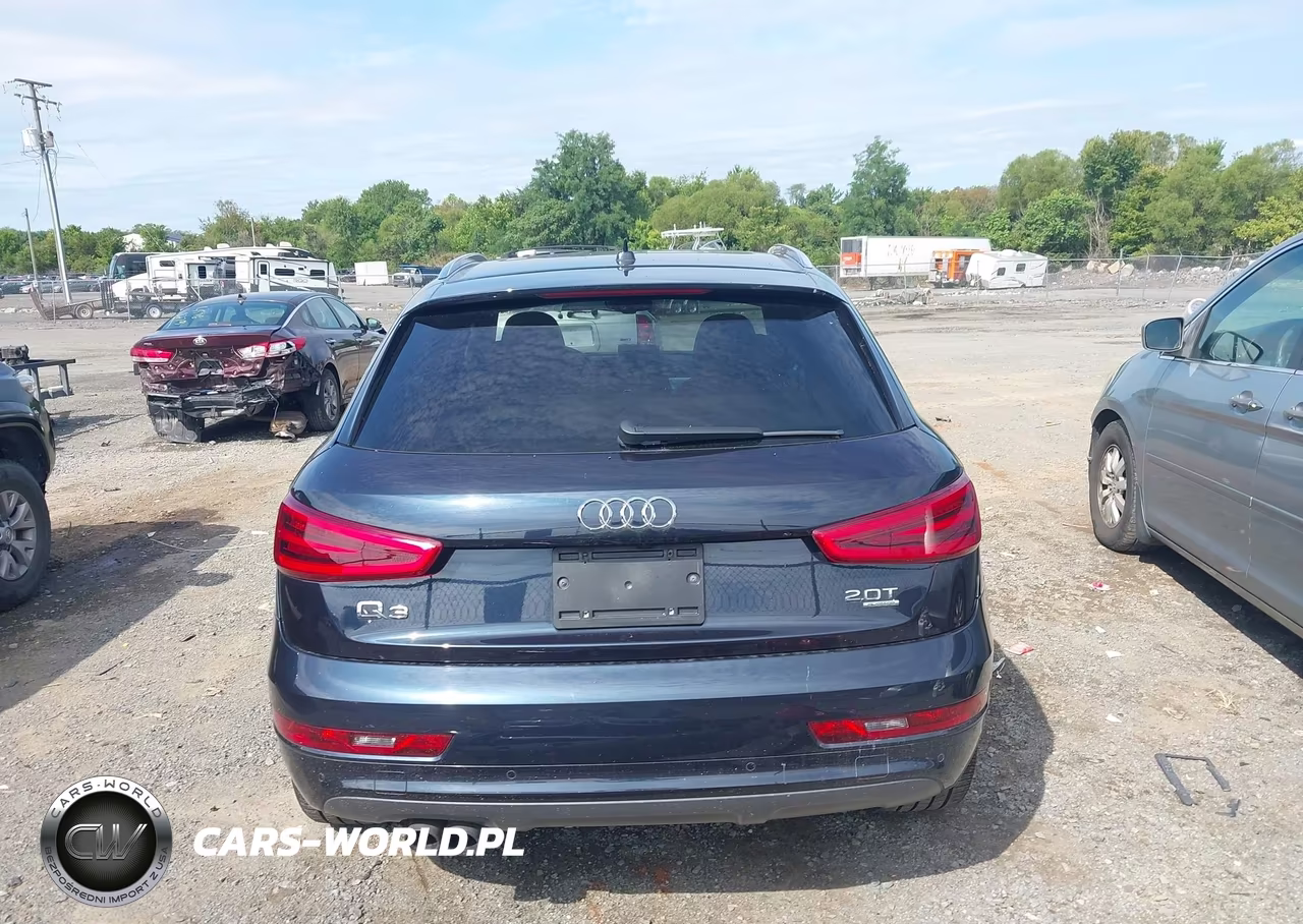 2015 Audi Q3 2.0T Premium Plus VIN:WA1GFCFSXFR008094 - 17