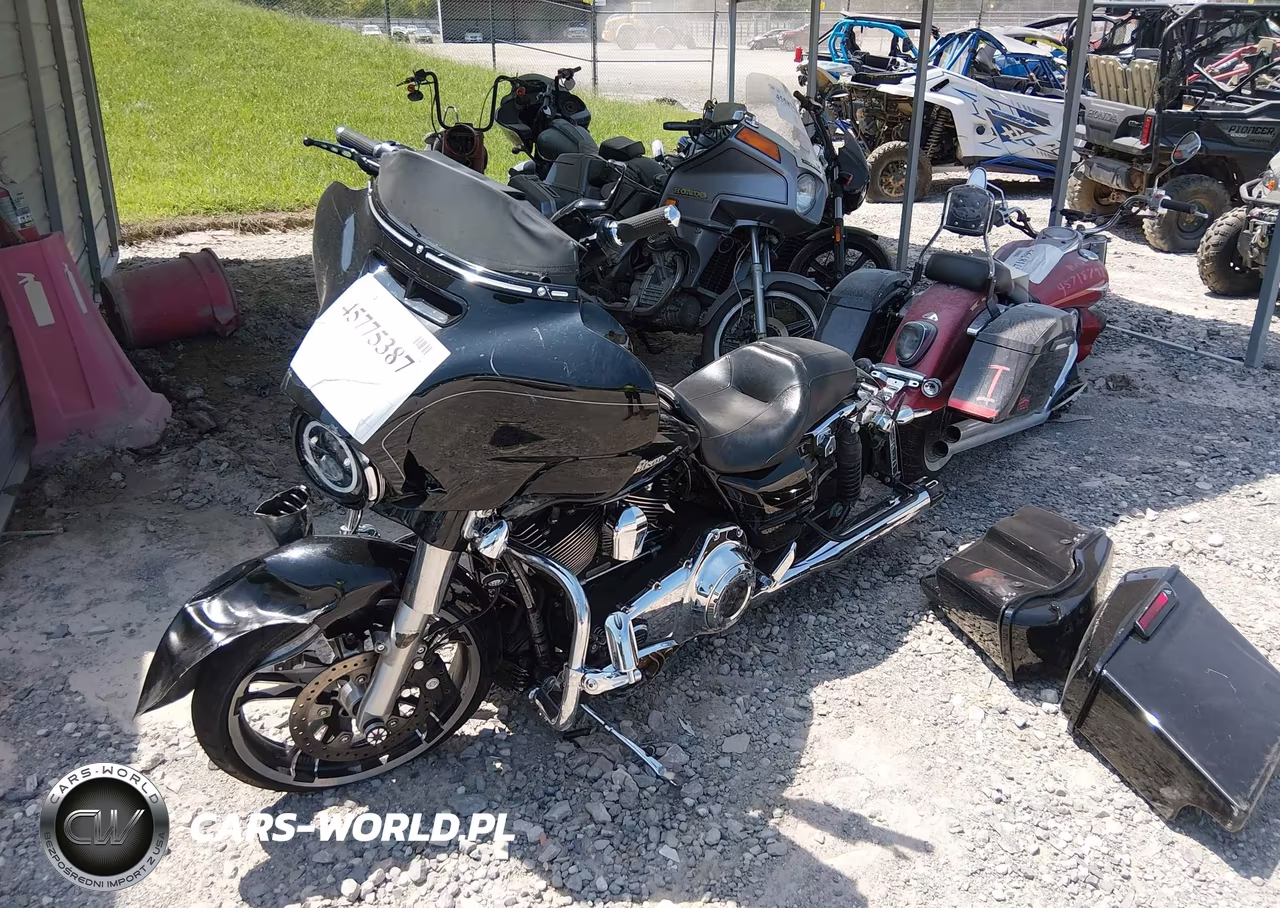 2015 Harley-Davidson Flhxs Street Glide Special VIN:1HD1KRM14FB618620 - 2